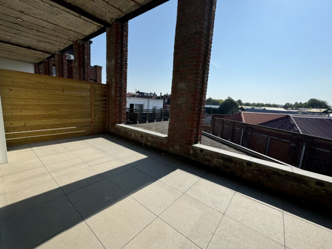 LOFT BRUT 150m2 Tourcoing Gare